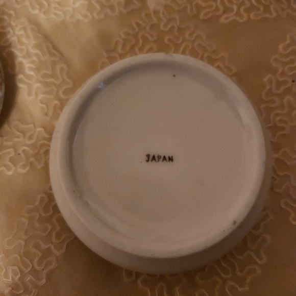 Ceramic Dresser Dish - Picture 7 of 7